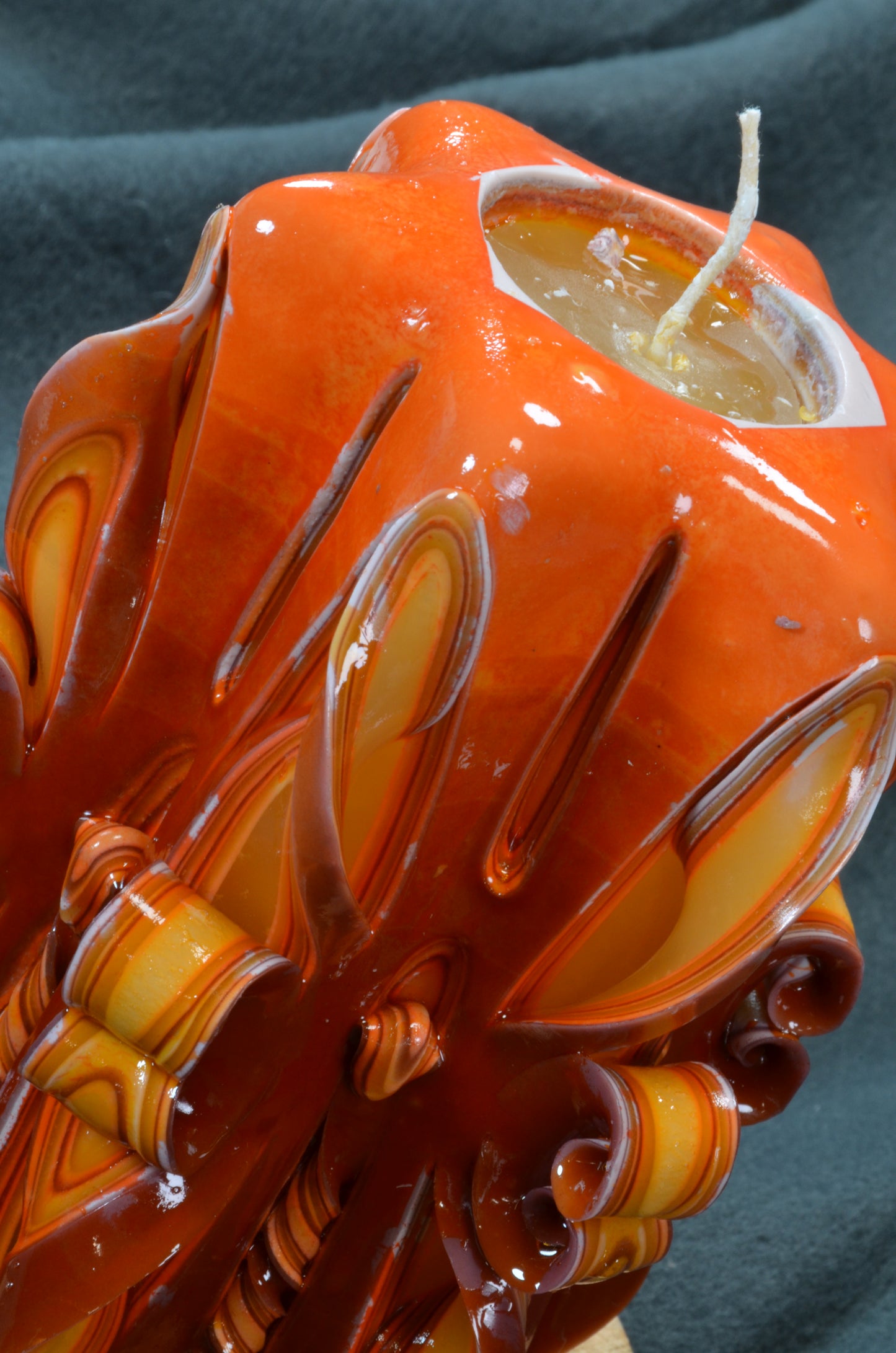 Kollektion 2025: Exklusive Schliffkerze, Höhe: 16 cm, Breite: 11 cm - s/n: 51714