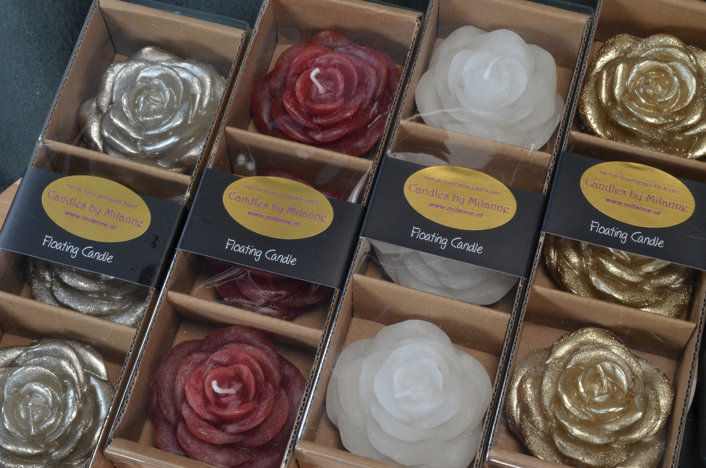 Bloemen Drijfkaars 7x7 cm, hoogte 4 cm Iin Metallic ZILVER, set van 3 stuks - BEKIJK VIDEO